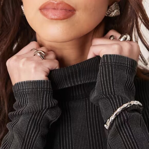 Free People Brynn Turtleneck Black XS NWT - Picture 6 of 7